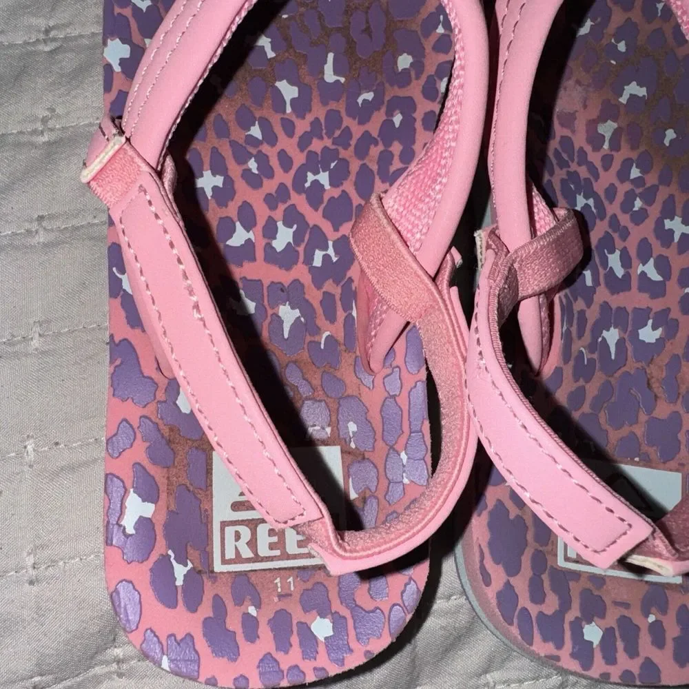 REEF Youth Back Strap Sandals , Kids 11‎ Pink And Purple Cheetah